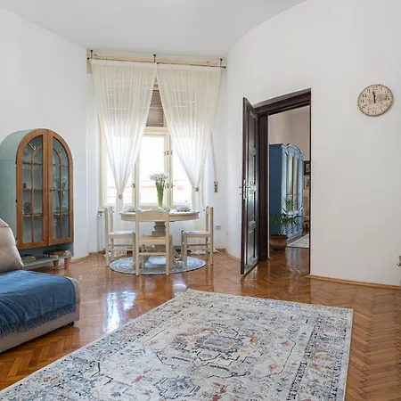 Eclectic Apartament Oradea Exterior photo