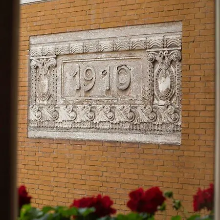 Eclectic Apartament Oradea Exterior photo