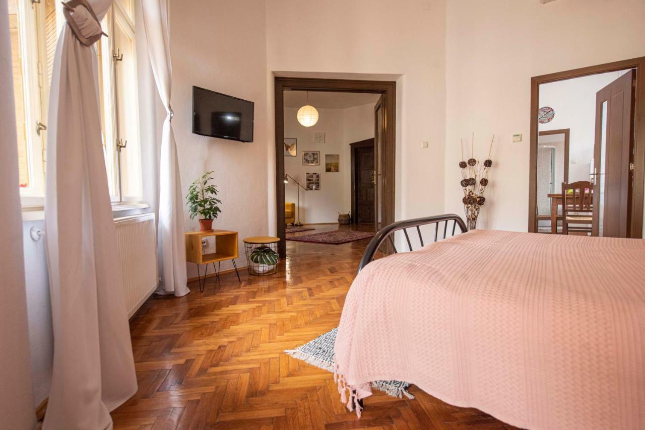 Apartment Eclectic